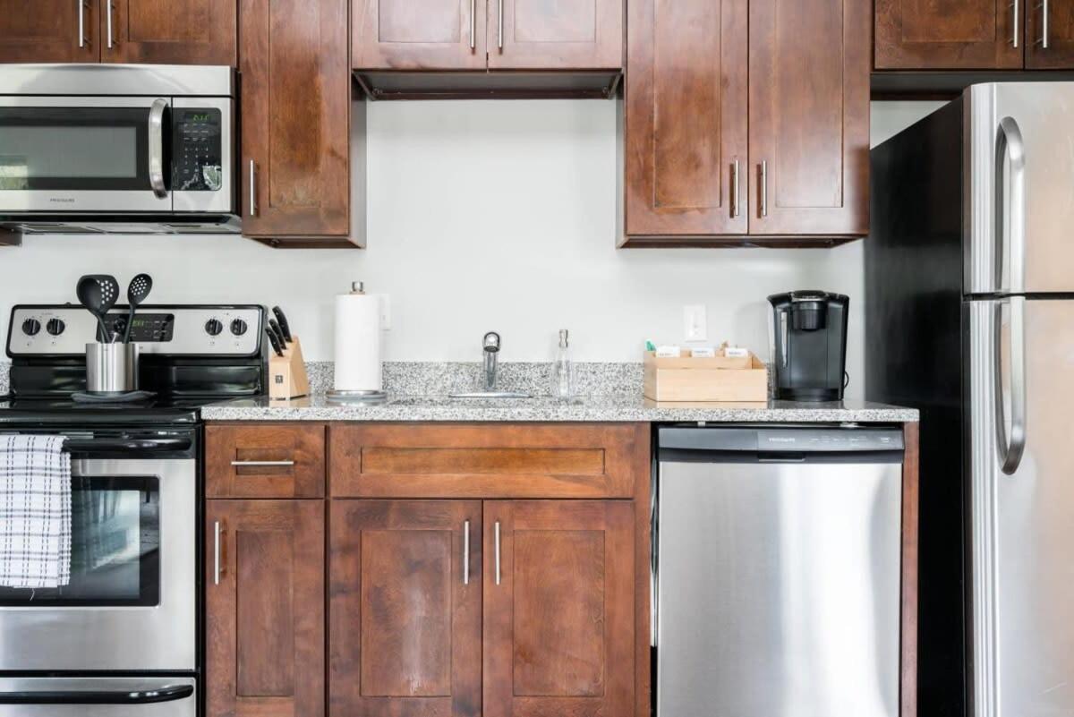 Cozysuites Music Row Stunning 2Br -Free Parking 05 Νάσβιλ Εξωτερικό φωτογραφία