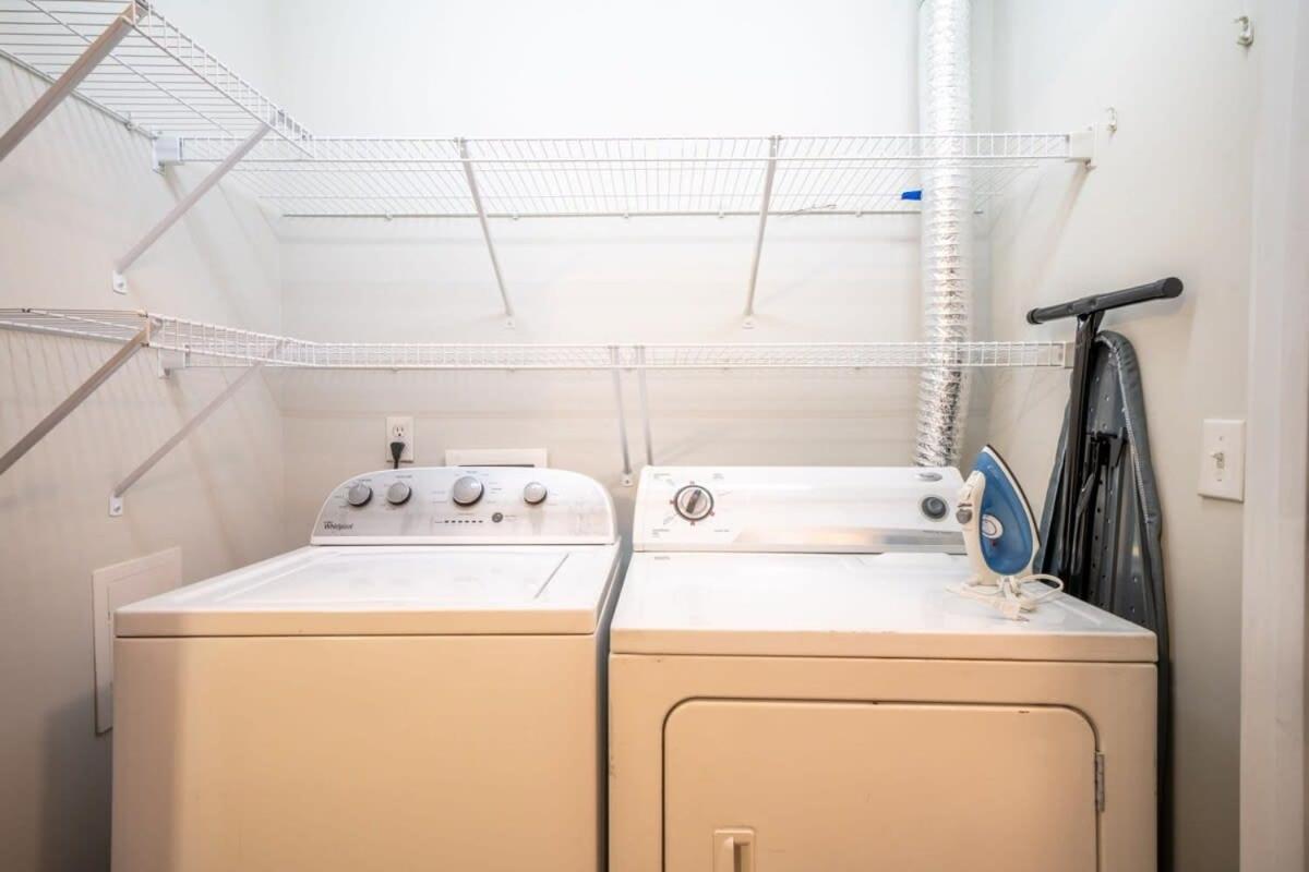 Cozysuites Music Row Stunning 2Br -Free Parking 05 Νάσβιλ Εξωτερικό φωτογραφία